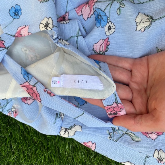 Beautiful ROMPER 😇 - Picture 6 of 6